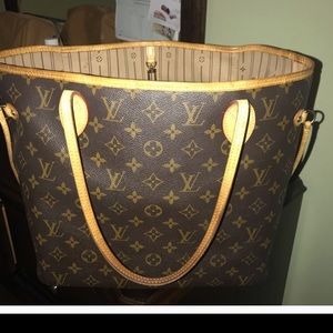 Louis Vuitton Neverfull MM